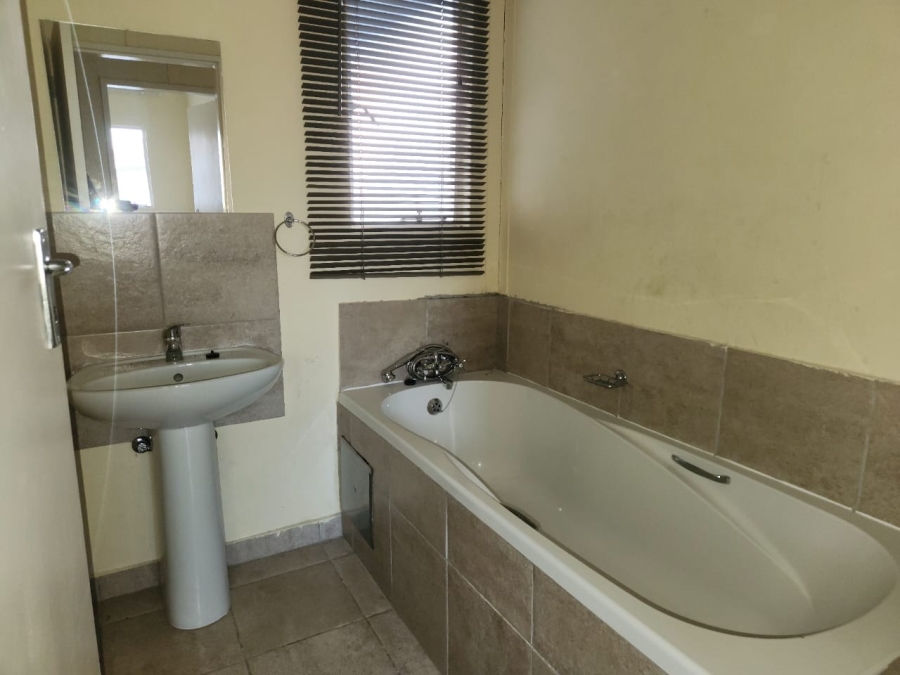 4 Bedroom Property for Sale in Freedom Park North West